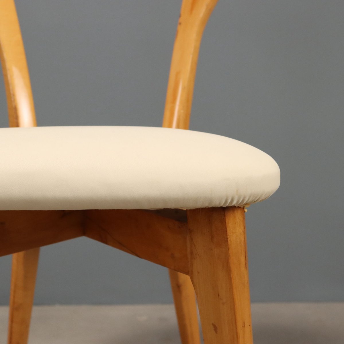 Sedie Vintage Faggio Similpelle Bianco Ghiaccio Italia Design Anni 60 Originali-photo-2
