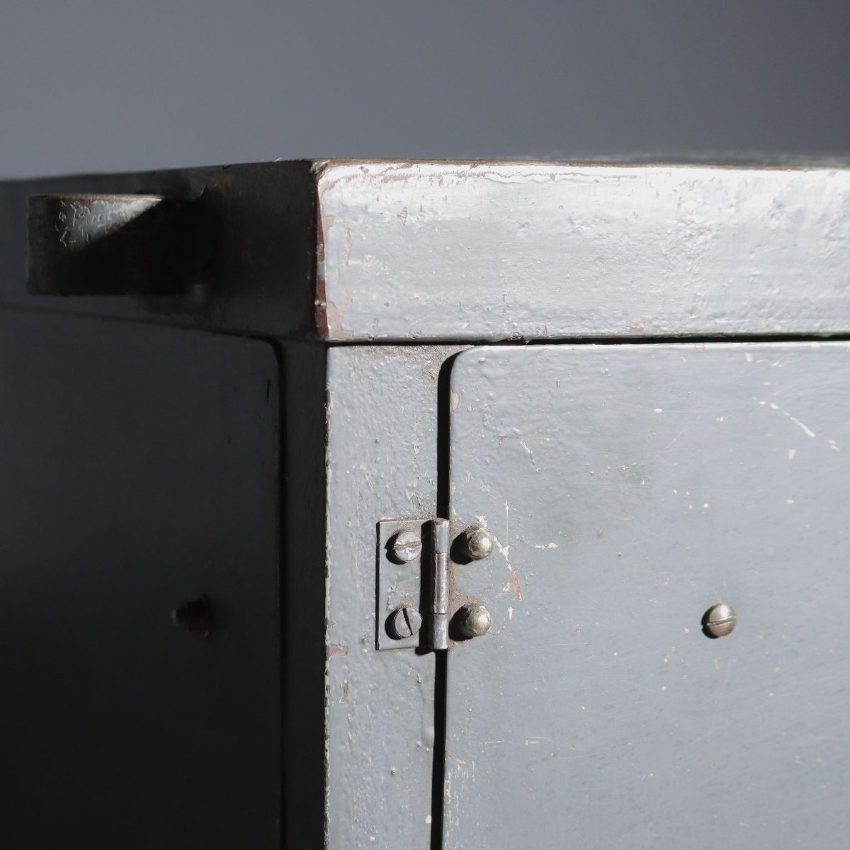 Mobiletto Vintage Industrial Design Legno Metallo Smaltato Anni 60 Originale-photo-1