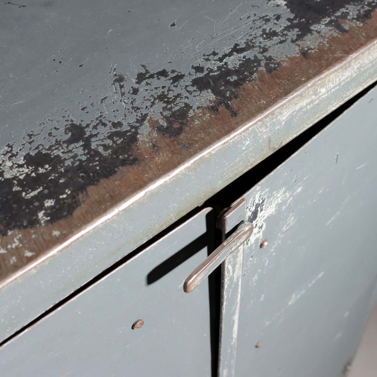 Mobiletto Vintage Industrial Design Legno Metallo Smaltato Anni 60 Originale-photo-4