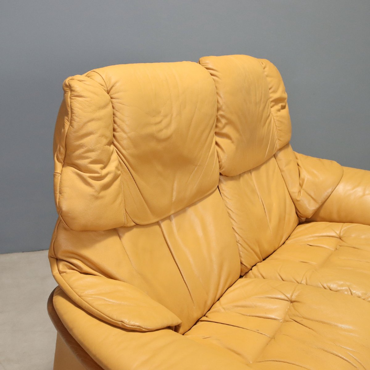 Divano Design Ekornes Vintage Due Posti Pelle Cognac Norvegia Anni 80 Originale-photo-3