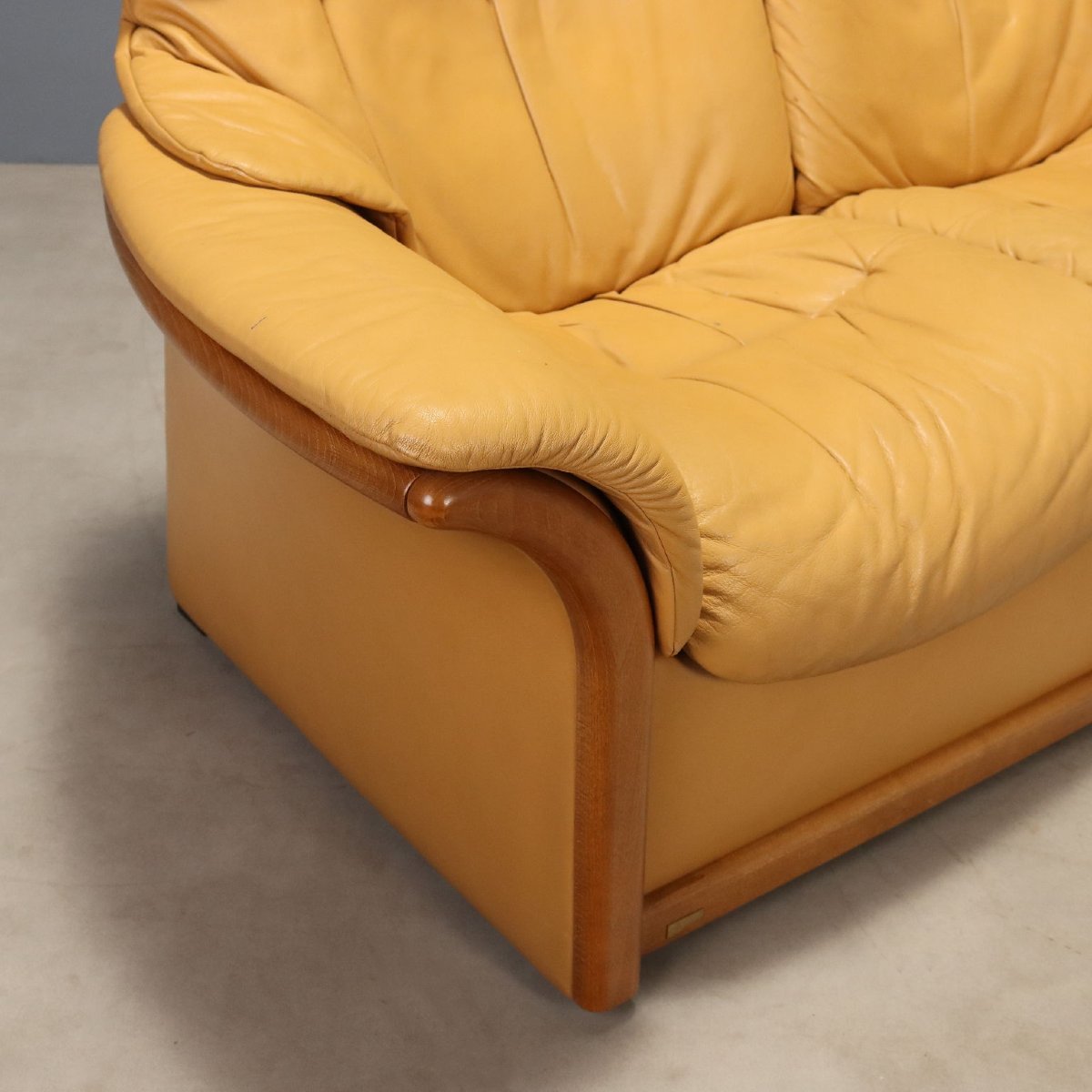 Divano Design Ekornes Vintage Due Posti Pelle Cognac Norvegia Anni 80 Originale-photo-2