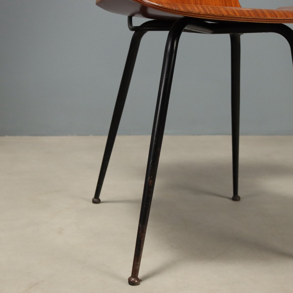 Set 6 Sedie Industria Legni Curvati Compensato Metallo Design Anni 60 Originali-photo-1