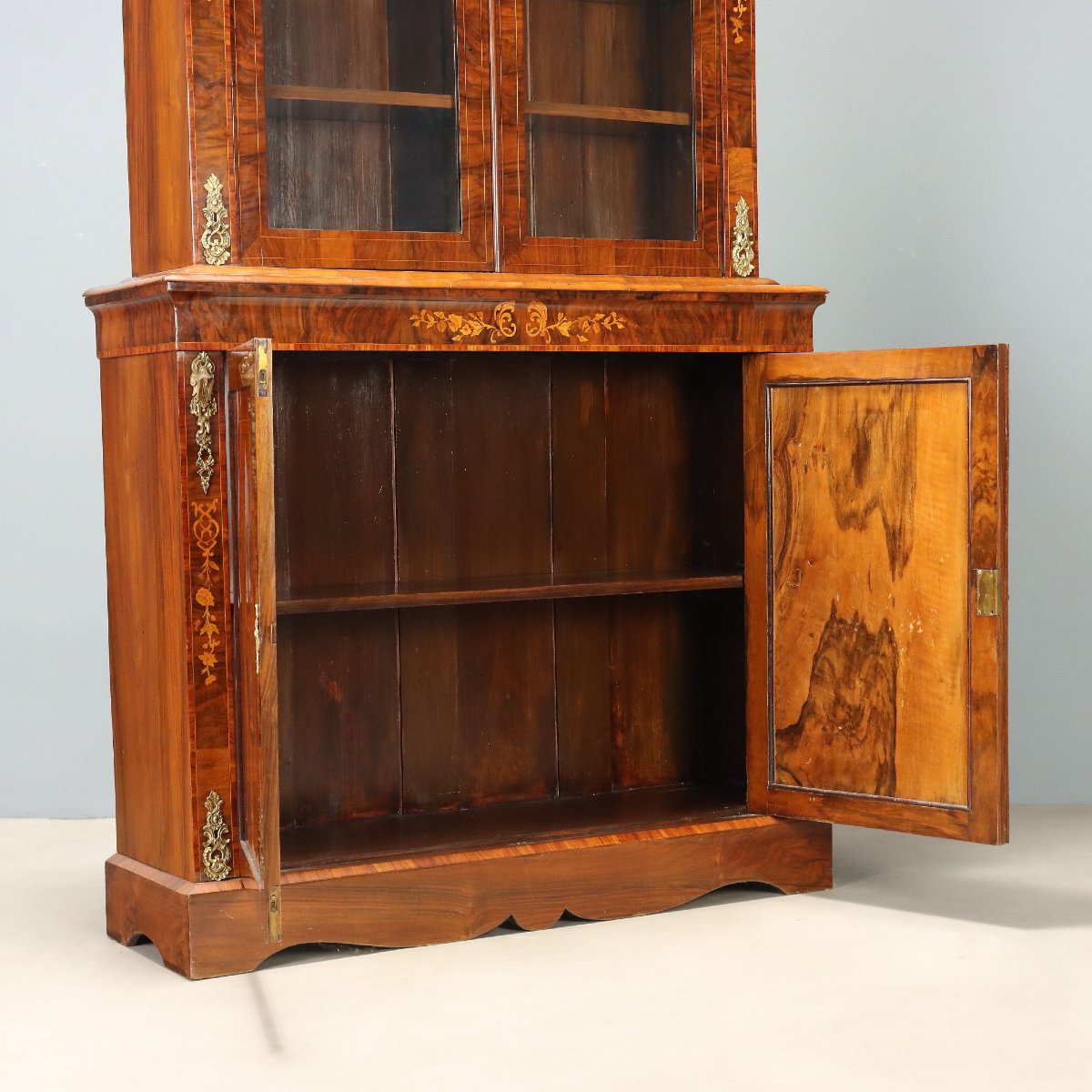 Credenza in Noce con Intarsi Floreali Inglese Inghilterra Fine XIX Secolo-photo-4