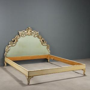 Letto Matrimoniale in Legno Laccato Italia XX Secolo