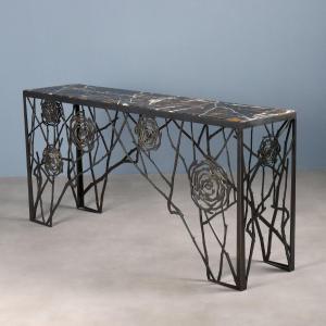 Consolle in Ottone lavorato a Motivo di Roseto fiorito Italia, XX Secolo