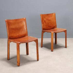 Due Sedie 'Cab 412' Color Cognac Design di Mario Bellini