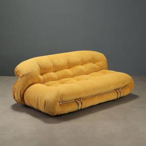 Divano 'Soriana' di Afra e Tobia Scarpa per Cassina Anni 70