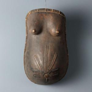 Pettorale in Legno Arte Makonde Mozambico Africa XX Secolo