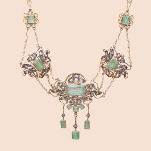 Antique Necklace Interlacing Emeralds Fine Pearls