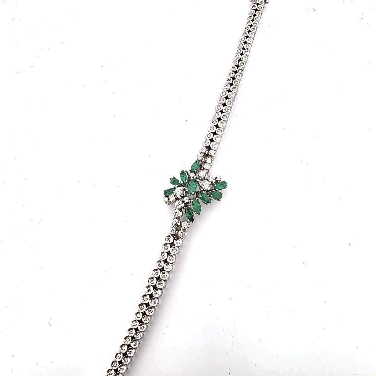 Bracciale vintage in oro bianco 18kt con smeraldi e diamanti-photo-2