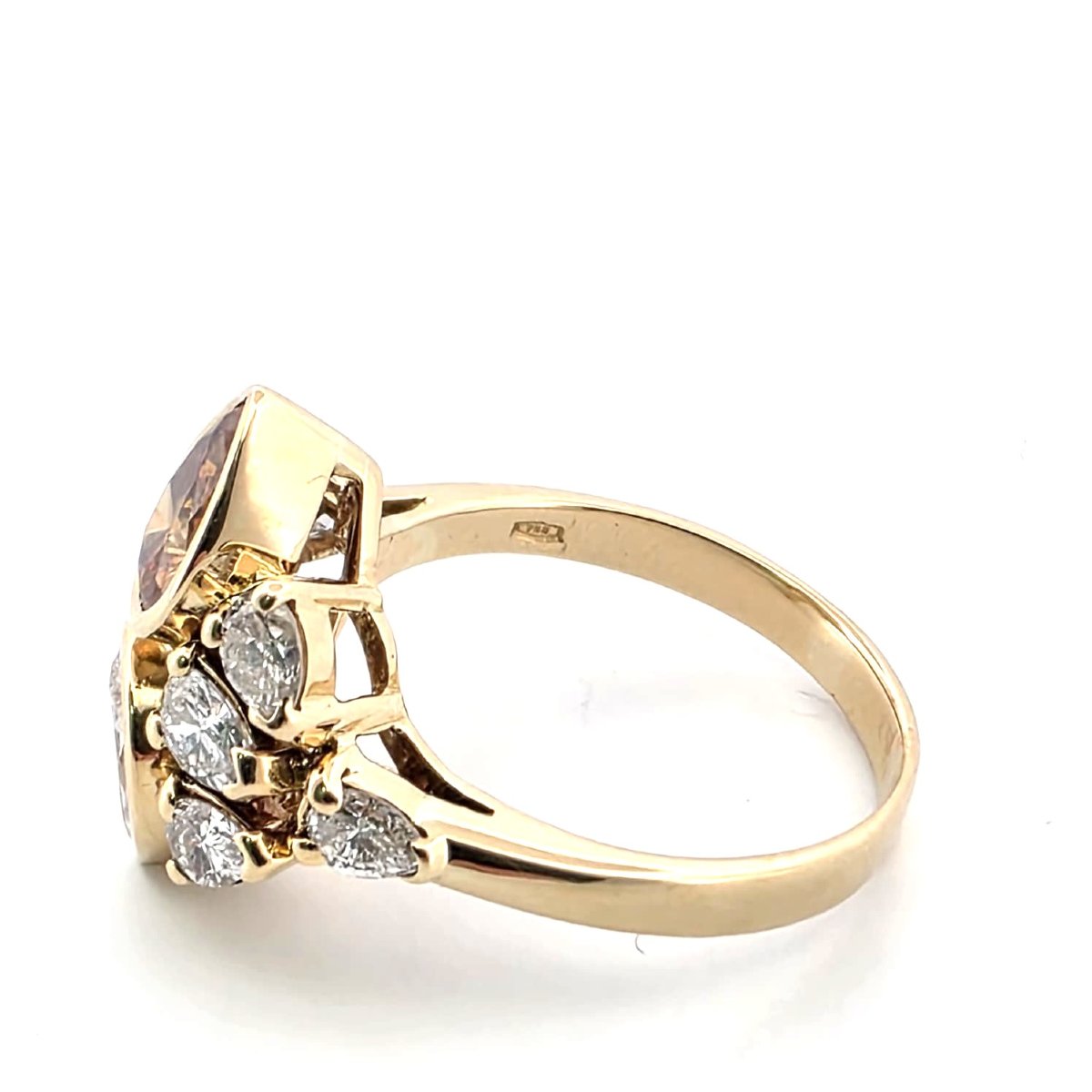 Anello in oro giallo 18kt con diamanti taglio goccia alta qualità-photo-2