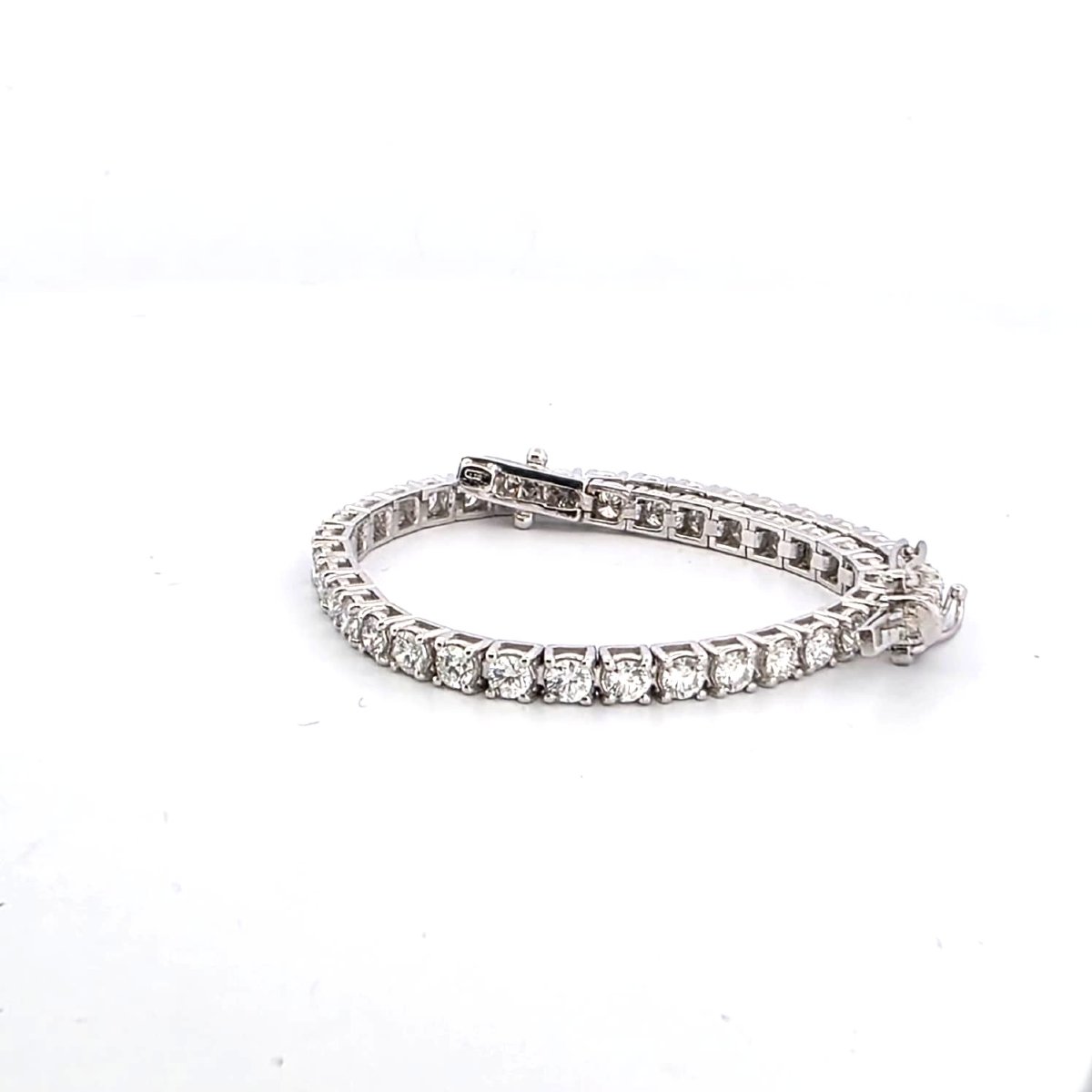 Bracciale tennis in oro bianco 18kt con diamanti di alta qualità-photo-3