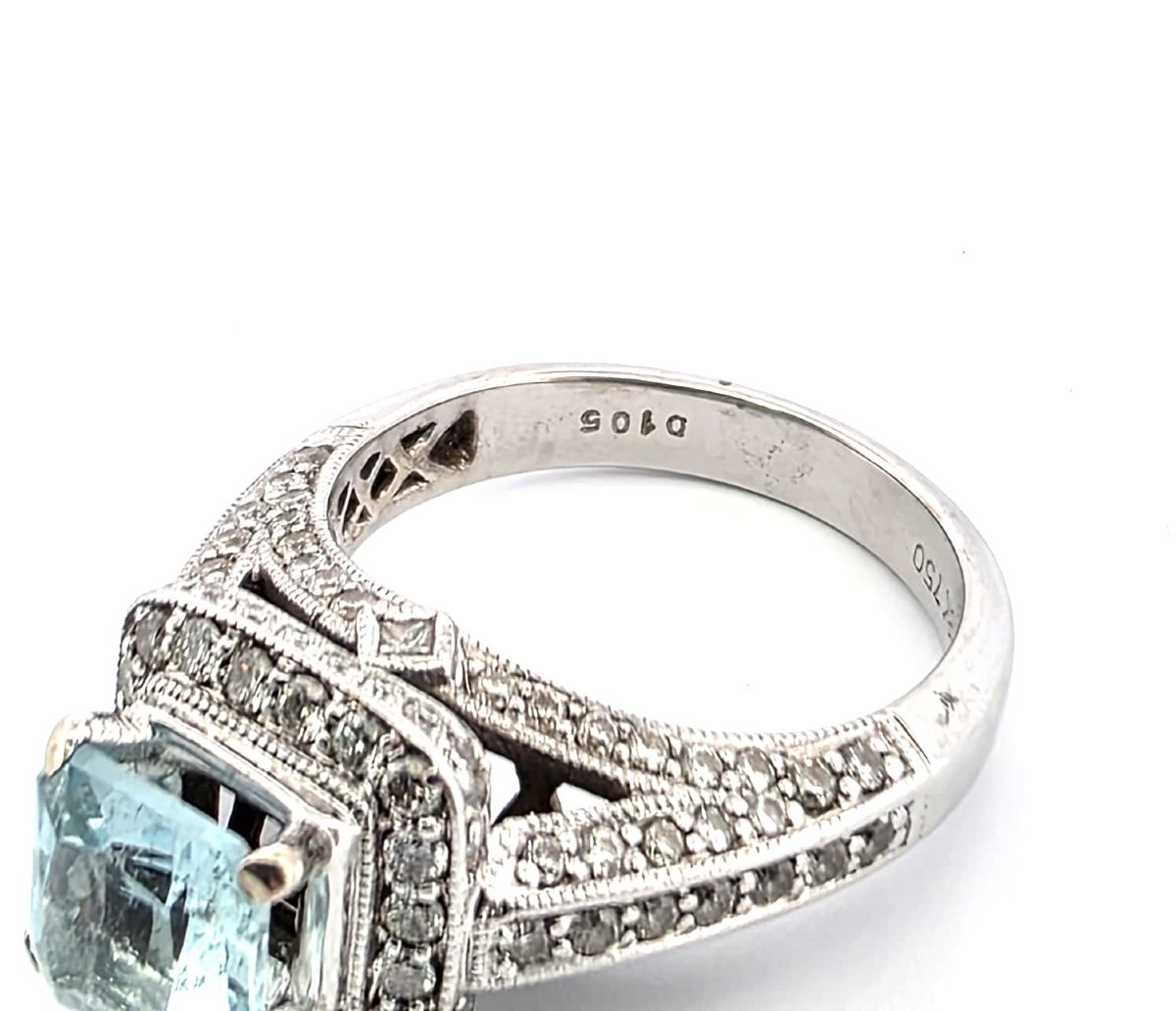 Anello in oro bianco 18kt con acquamarina e diamanti-photo-4