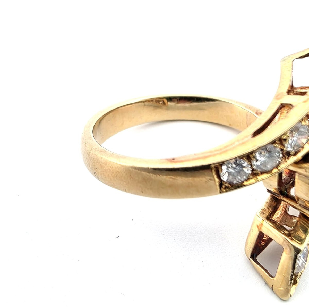 Anello vintage 1950 ca in oro giallo massiccio con smeraldo Ct 0.50 e diamanti Ct 0.80-photo-3