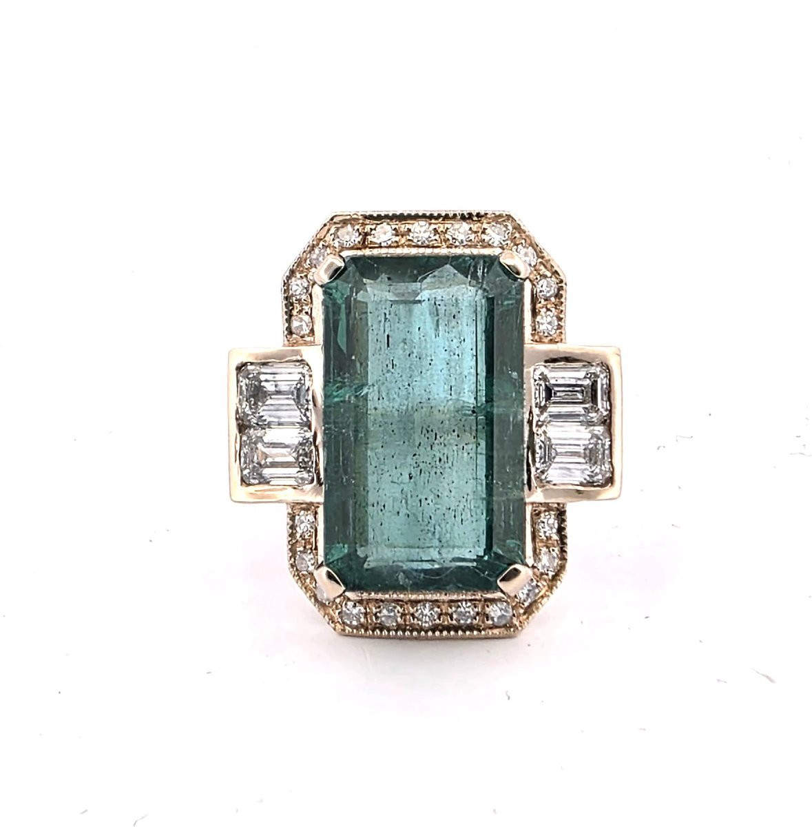 Anello in oro giallo 18 kt con smeraldo centrale e diamanti a contorno-photo-6