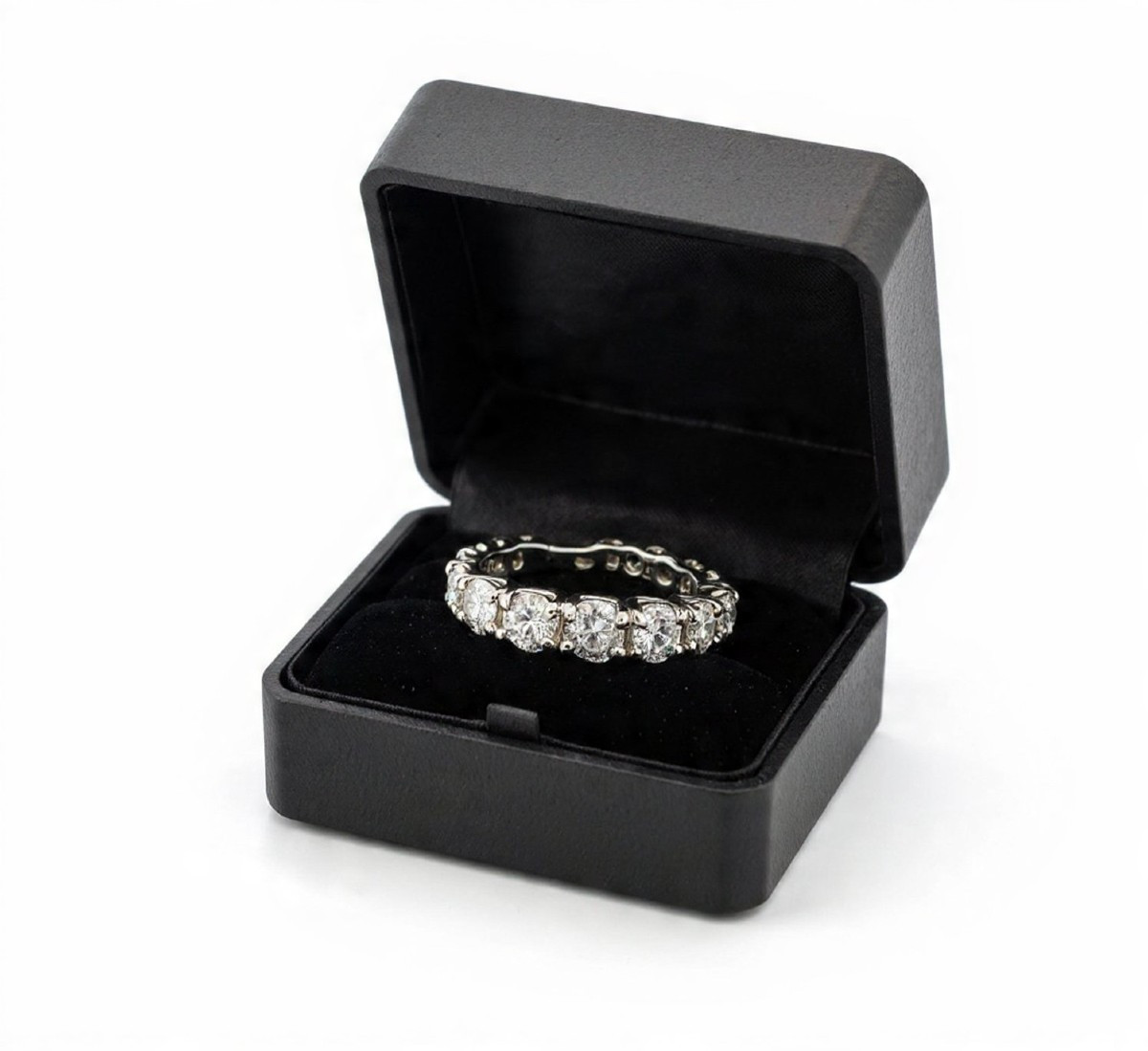 Anello veretta in oro bianco 18kt con diamanti