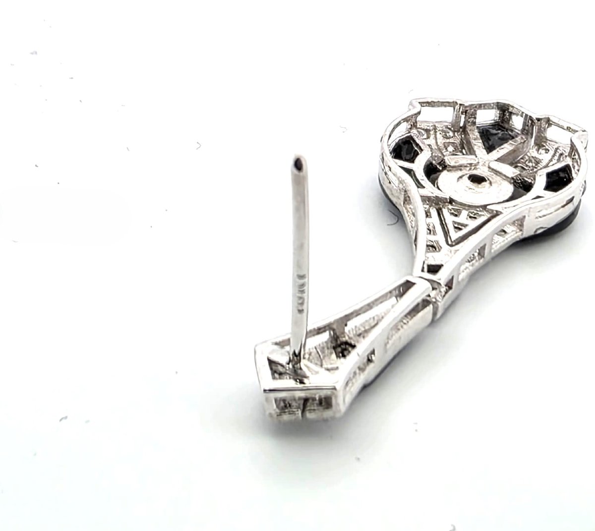 Orecchini anni 30' art decò in oro bianco 18kt con diamanti e onice-photo-4