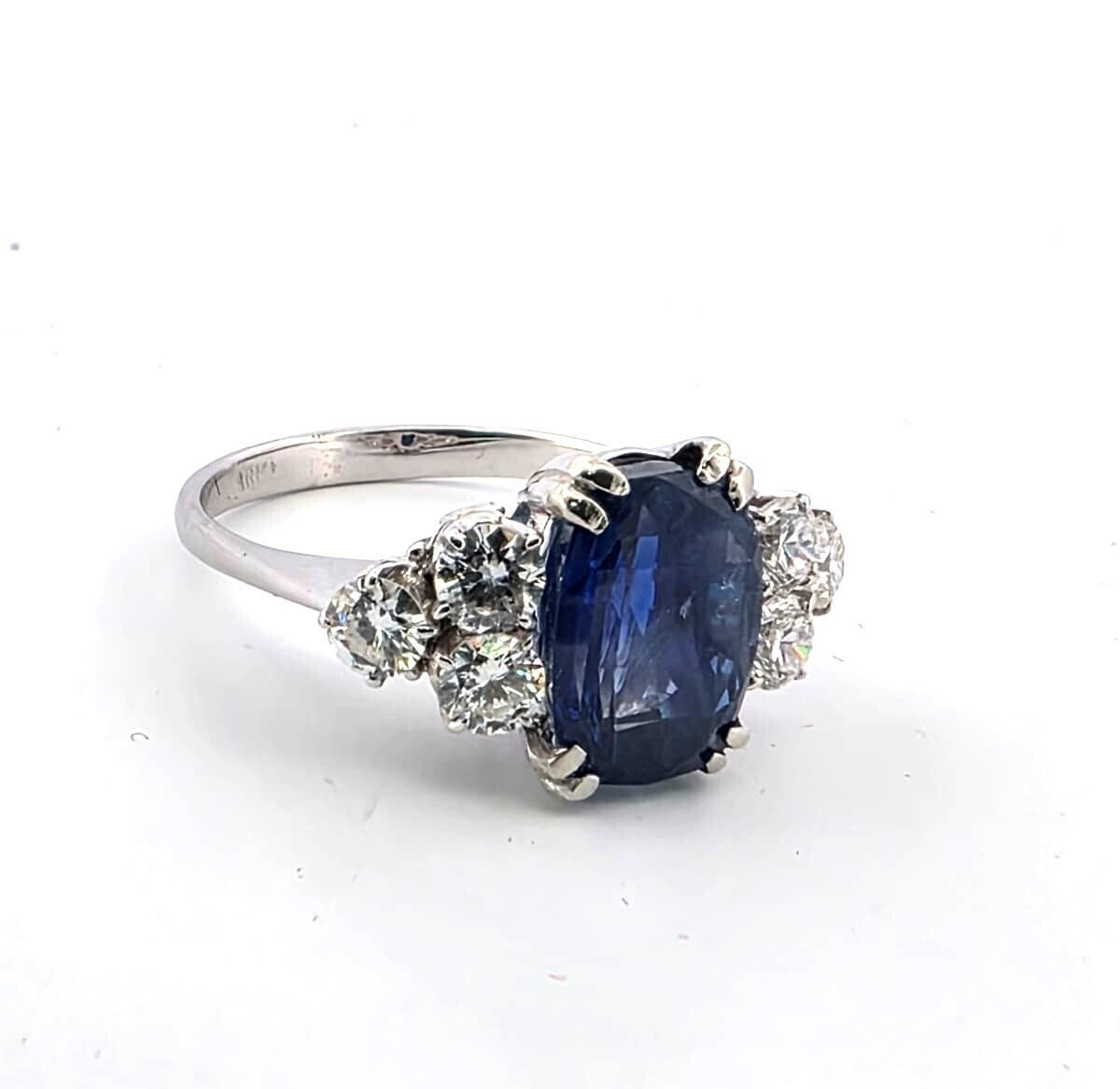 Anello in oro bianco 18 kt con zaffiro naturale burma e diamanti-photo-7