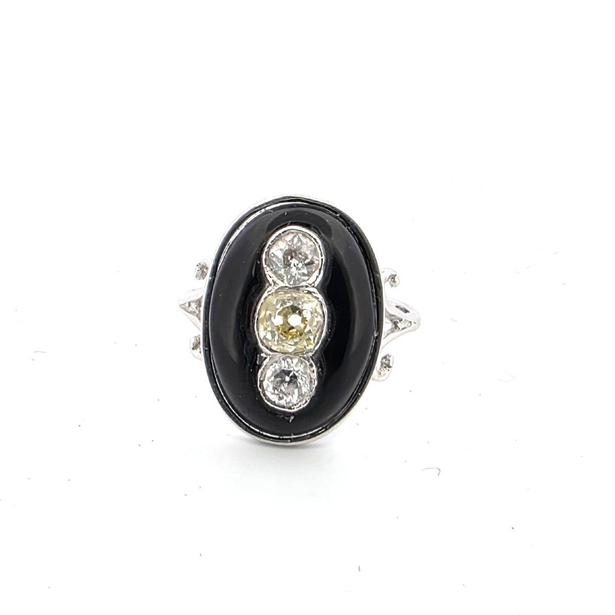 Anello in oro bianco 18kt con tre diamanti old mine-photo-7