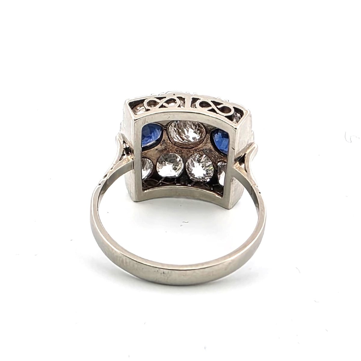 Anello in oro bianco 18kt con zaffiri e diamanti-photo-2