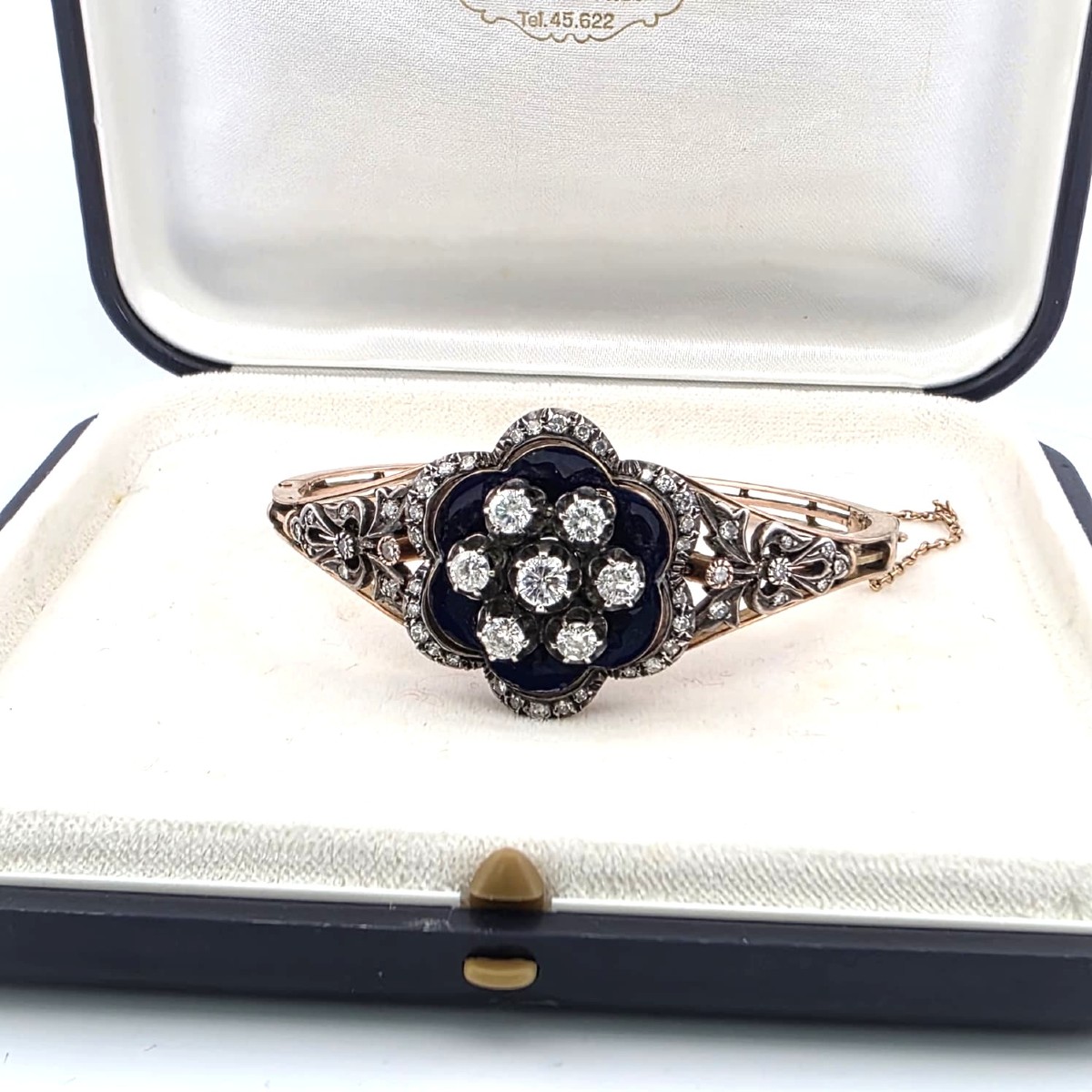 Bracciale vittoriano in oro basso e argento con diamanti e smalto blu