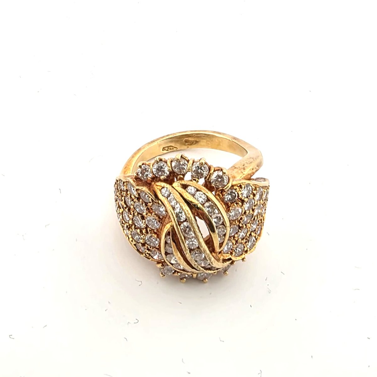Anello in oro giallo 18kt con pavè di diamanti-photo-7