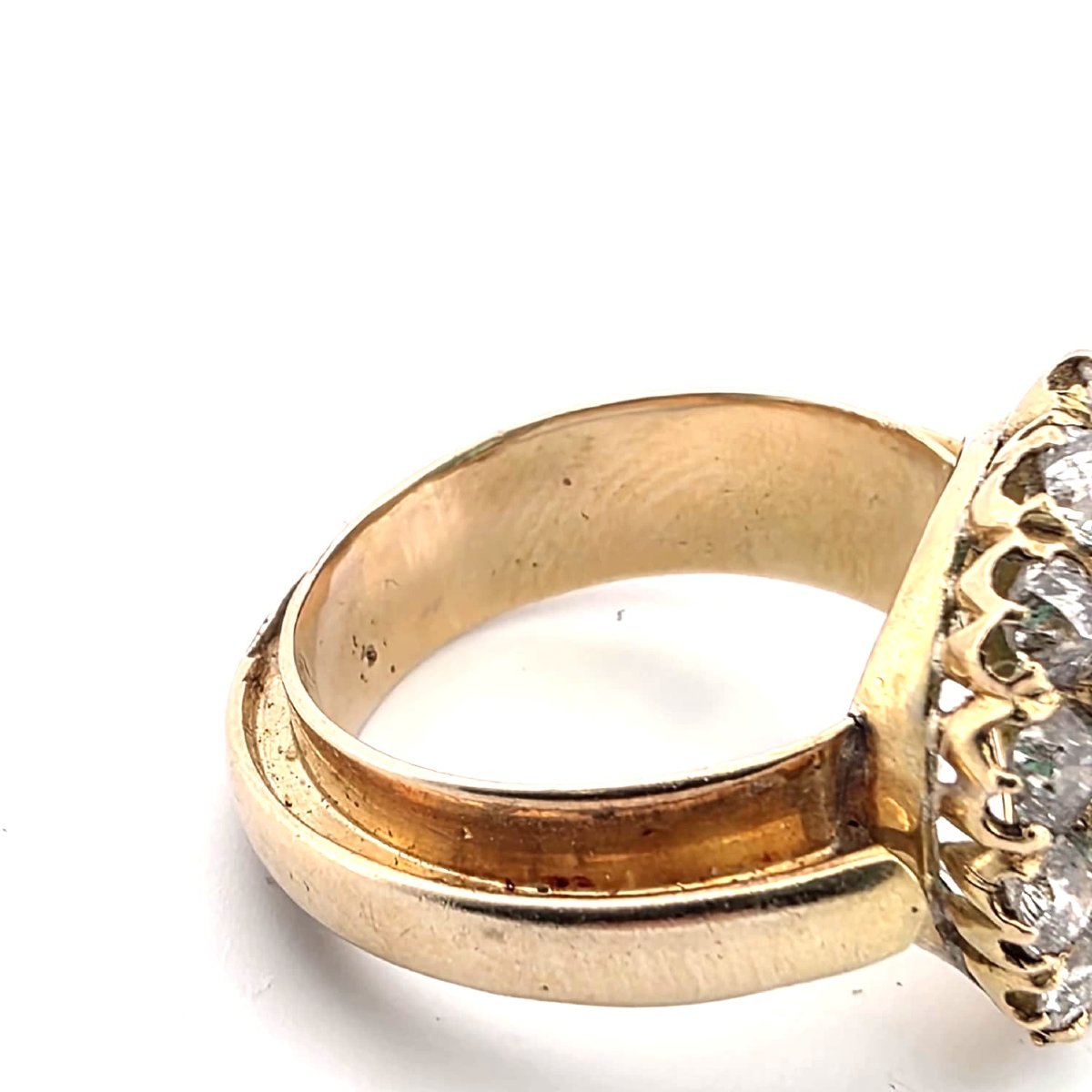 Anello in oro giallo 18kt con smeraldo centrale e diamanti-photo-2