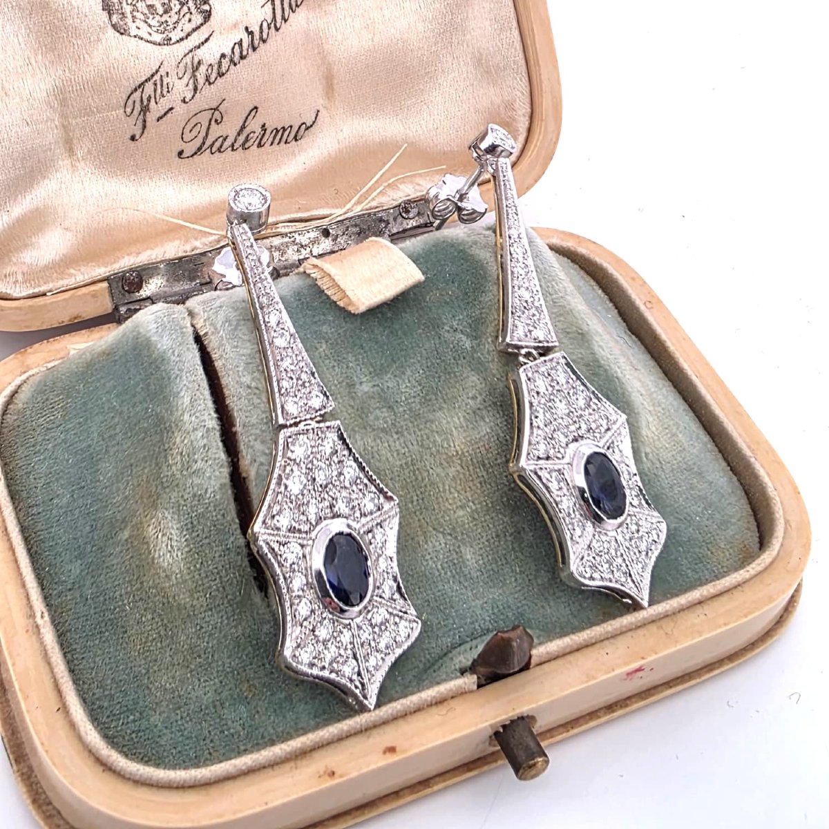 Orecchini in oro bianco 18kt con zaffiri e diamanti-photo-8