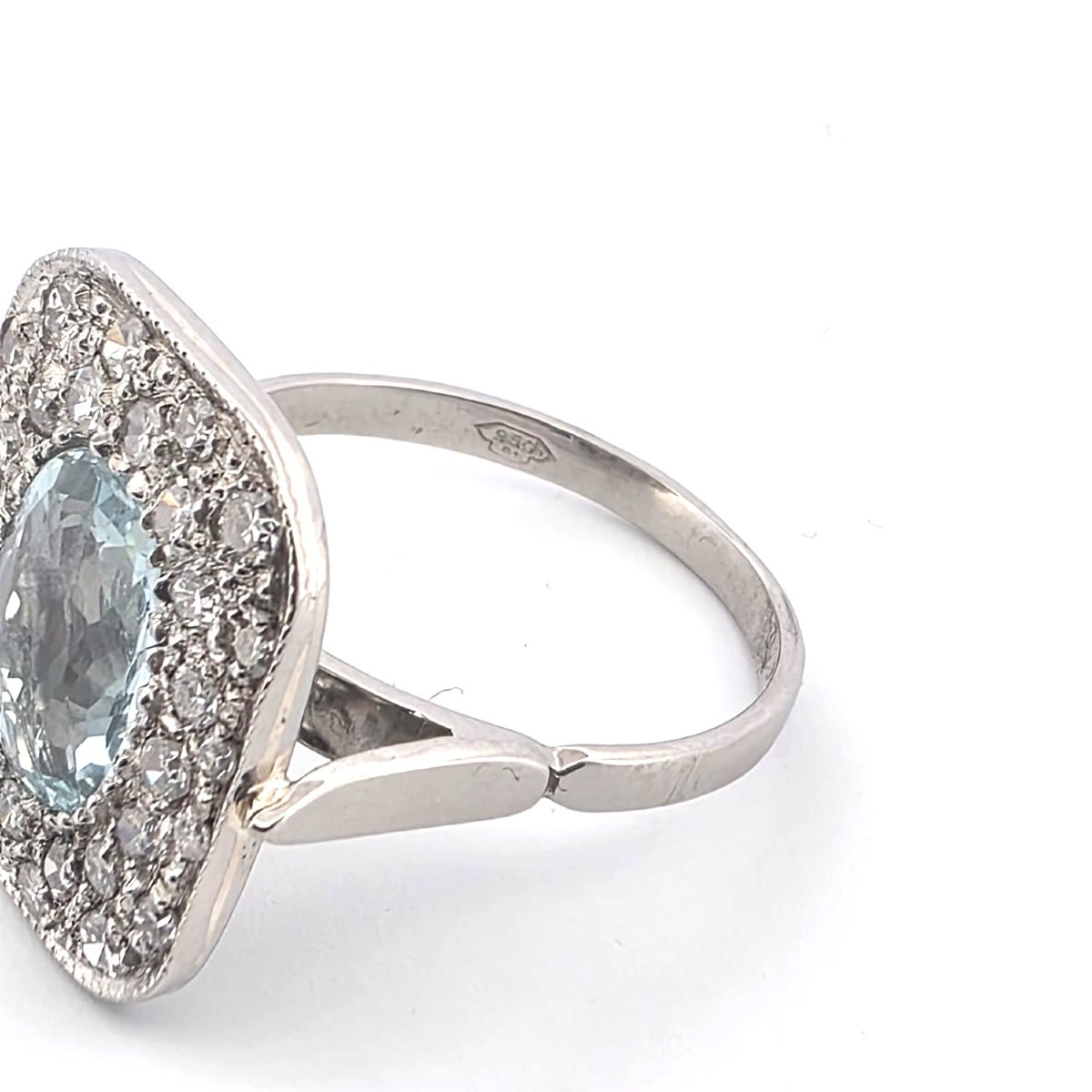 Anello in oro bianco 18kt con acquamarina e diamanti-photo-2