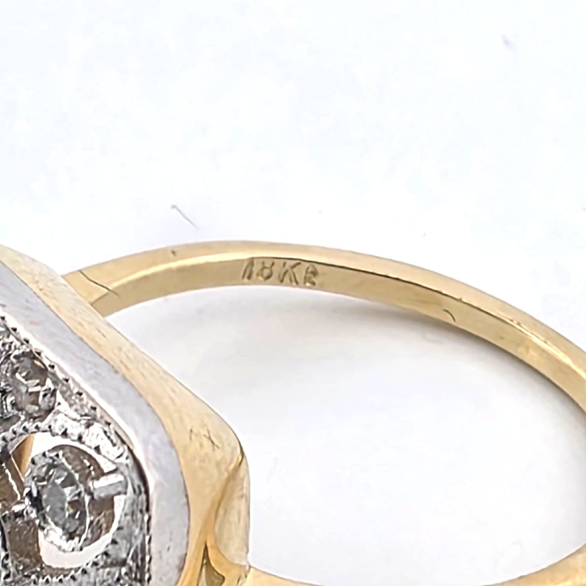 Anello in oro bianco e giallo 18kt con diamanti-photo-1