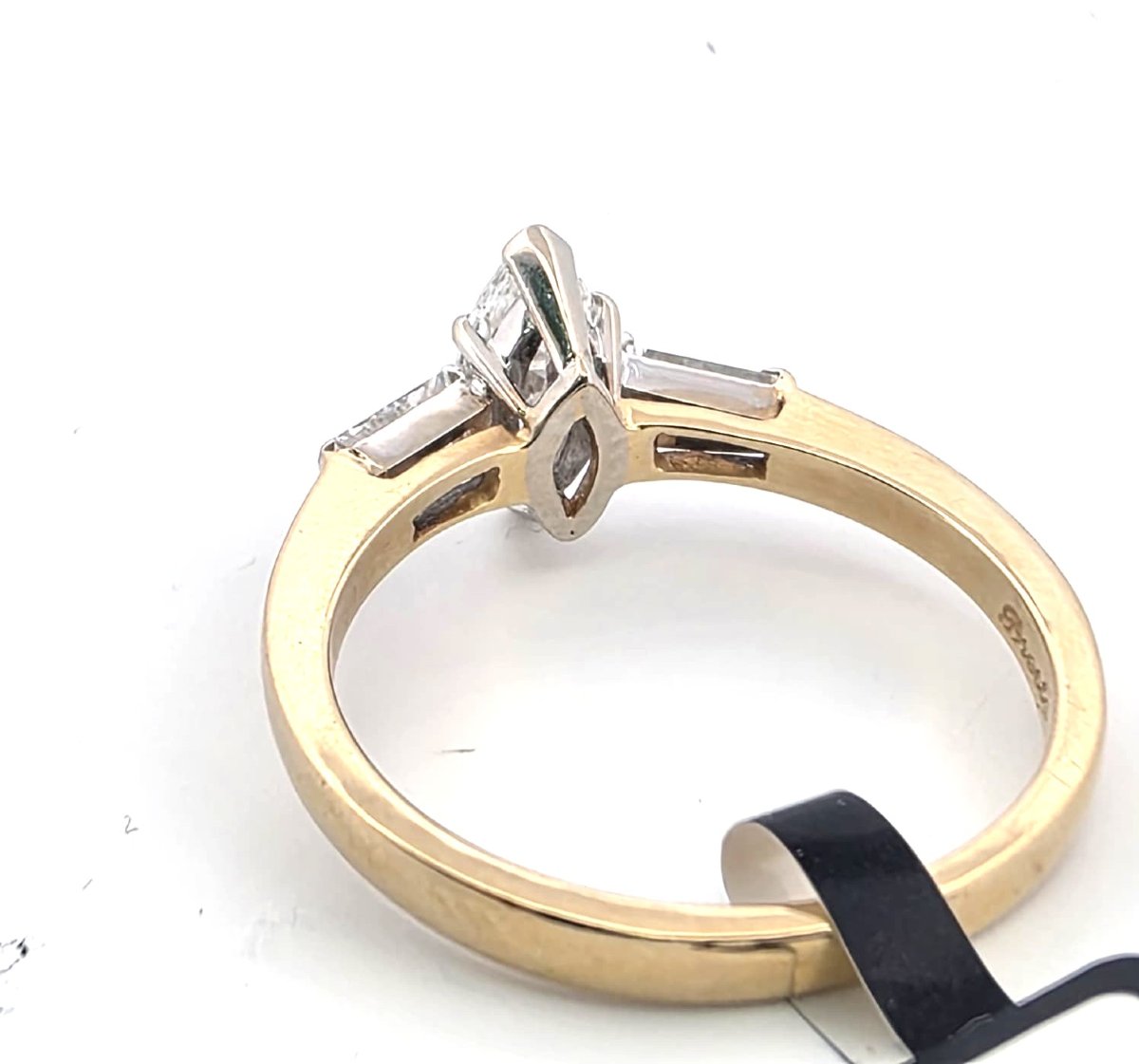 Anello in oro giallo 18kt con diamanti-photo-2
