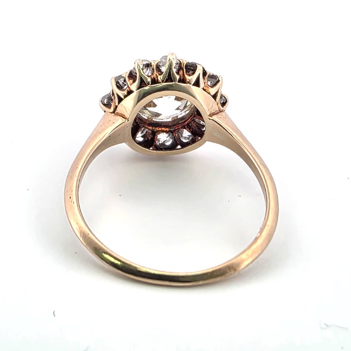 Anello vittoriano in oro giallo 18kt con diamante centrale e diamanti a contorno-photo-4