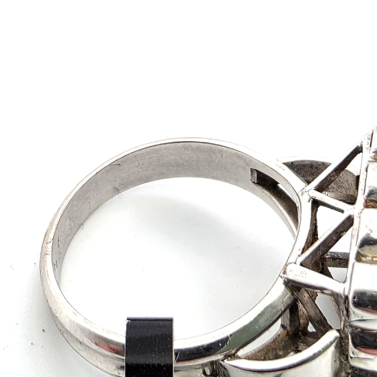 Anello vintage a scacchiera in oro bianco 18kt e diamanti-photo-1