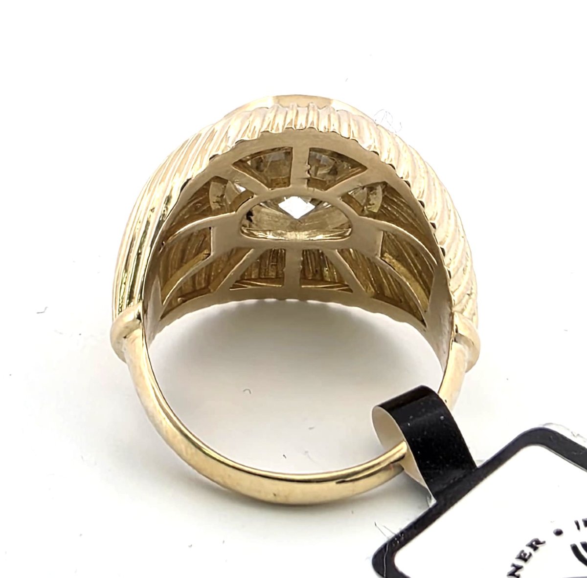 Anello in oro giallo con diamante centrale importante-photo-3