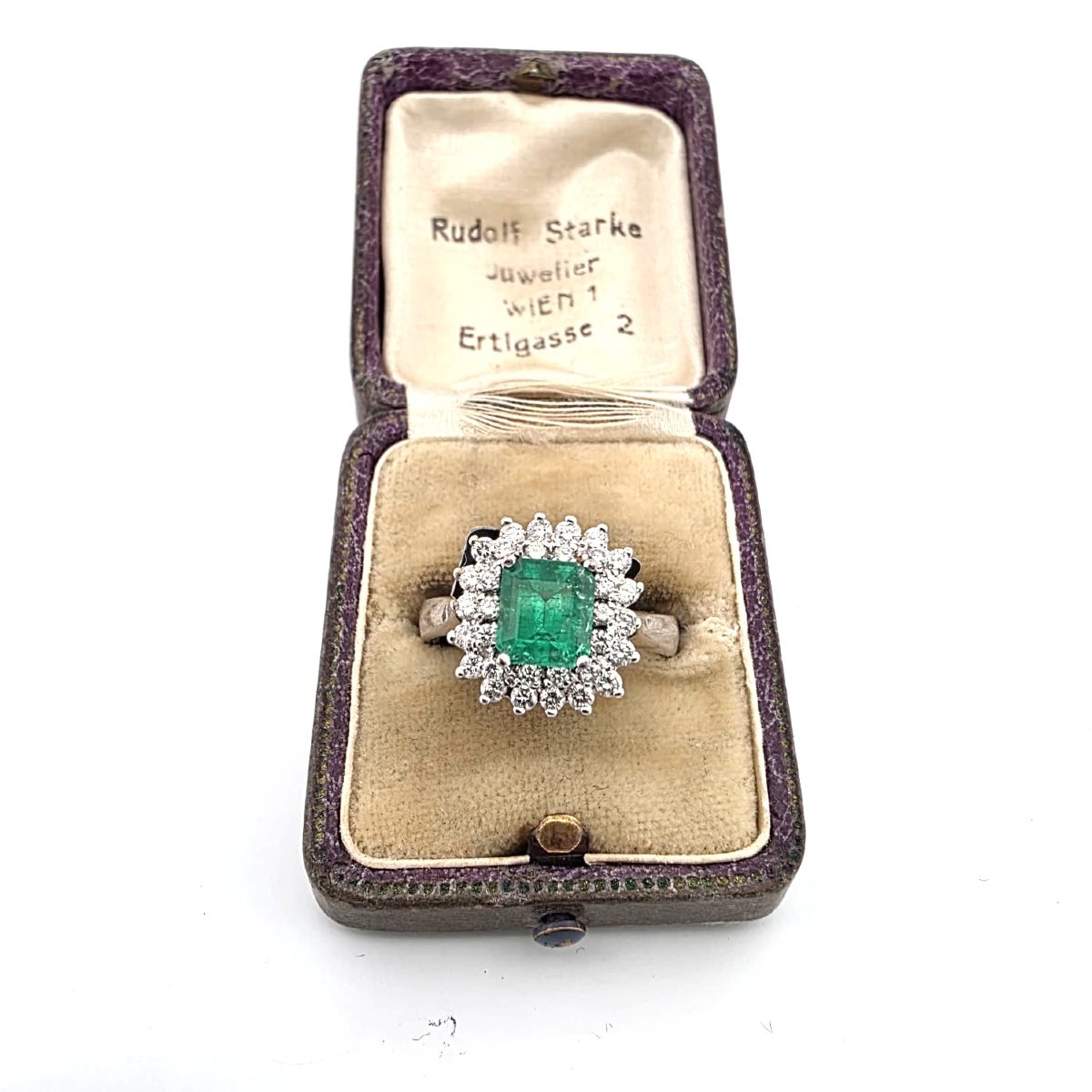 Anello in oro bianco 18kt con diamanti e smeraldo-photo-6