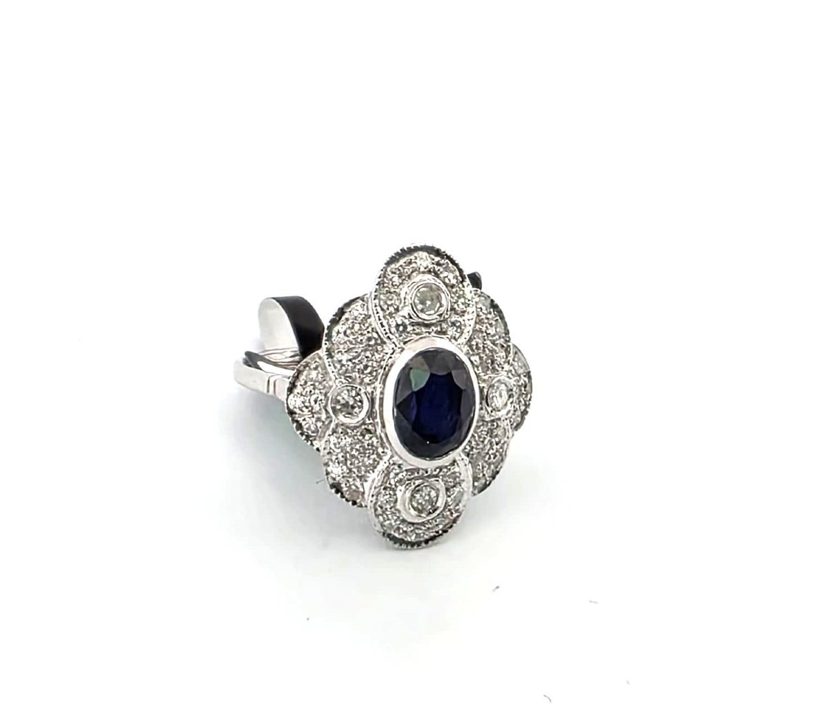 Anello in oro bianco 18kt con zaffiro e diamanti-photo-4