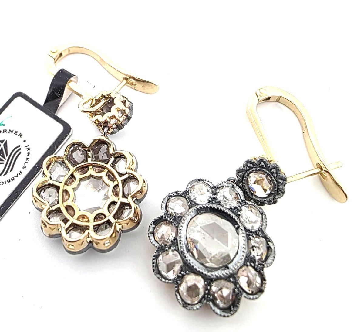 Orecchini in oro giallo 18kt con diamanti rosa coronè-photo-2