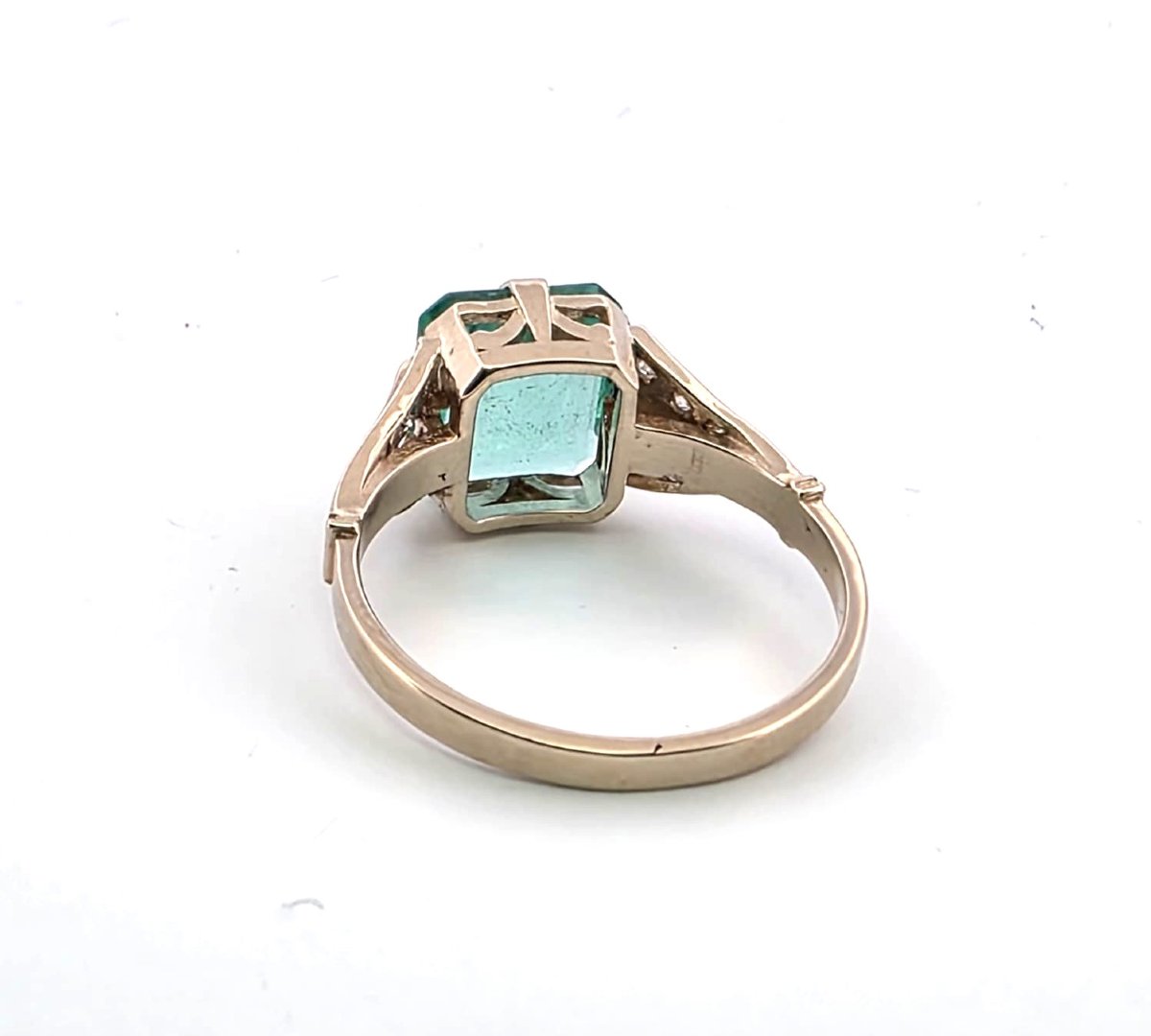 Anello in oro bianco art decò lavorato a mano con diamanti e smeraldo centrale-photo-2