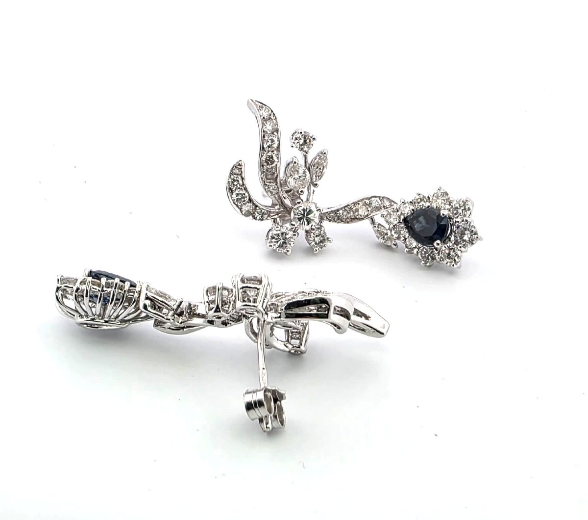 Orecchini in oro bianco 18kt con diamanti e zaffiri-photo-4
