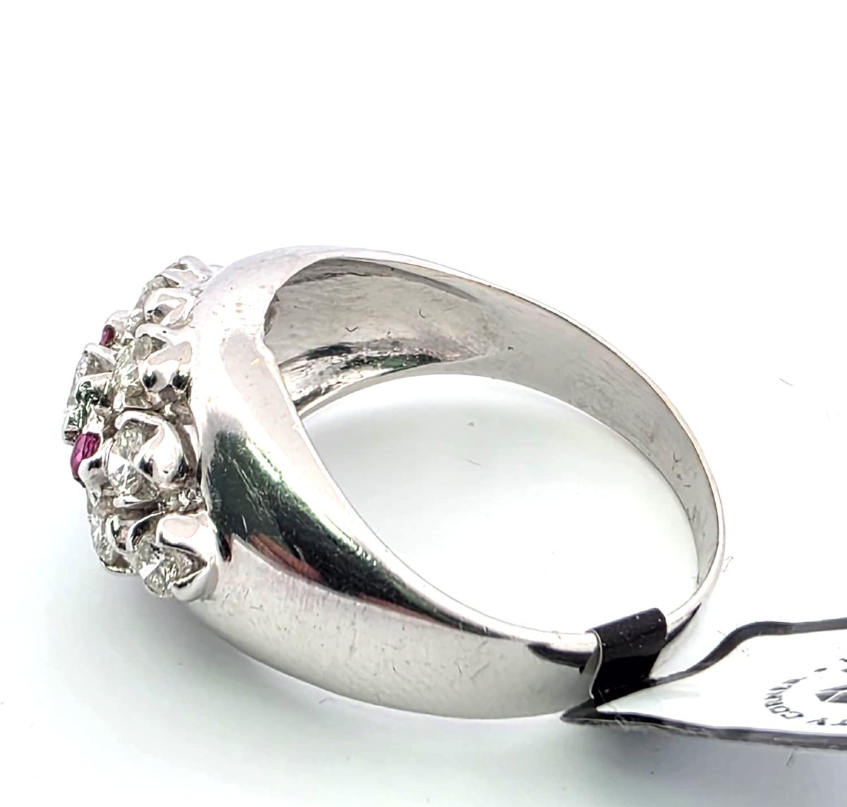 Anello in oro bianco 18kt con diamanti e rubini-photo-2