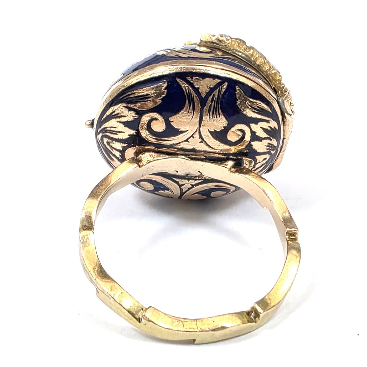 Anello "portaveleno" in oro giallo 9 Kt con smalti e diamanti mezza rosetta.-photo-4