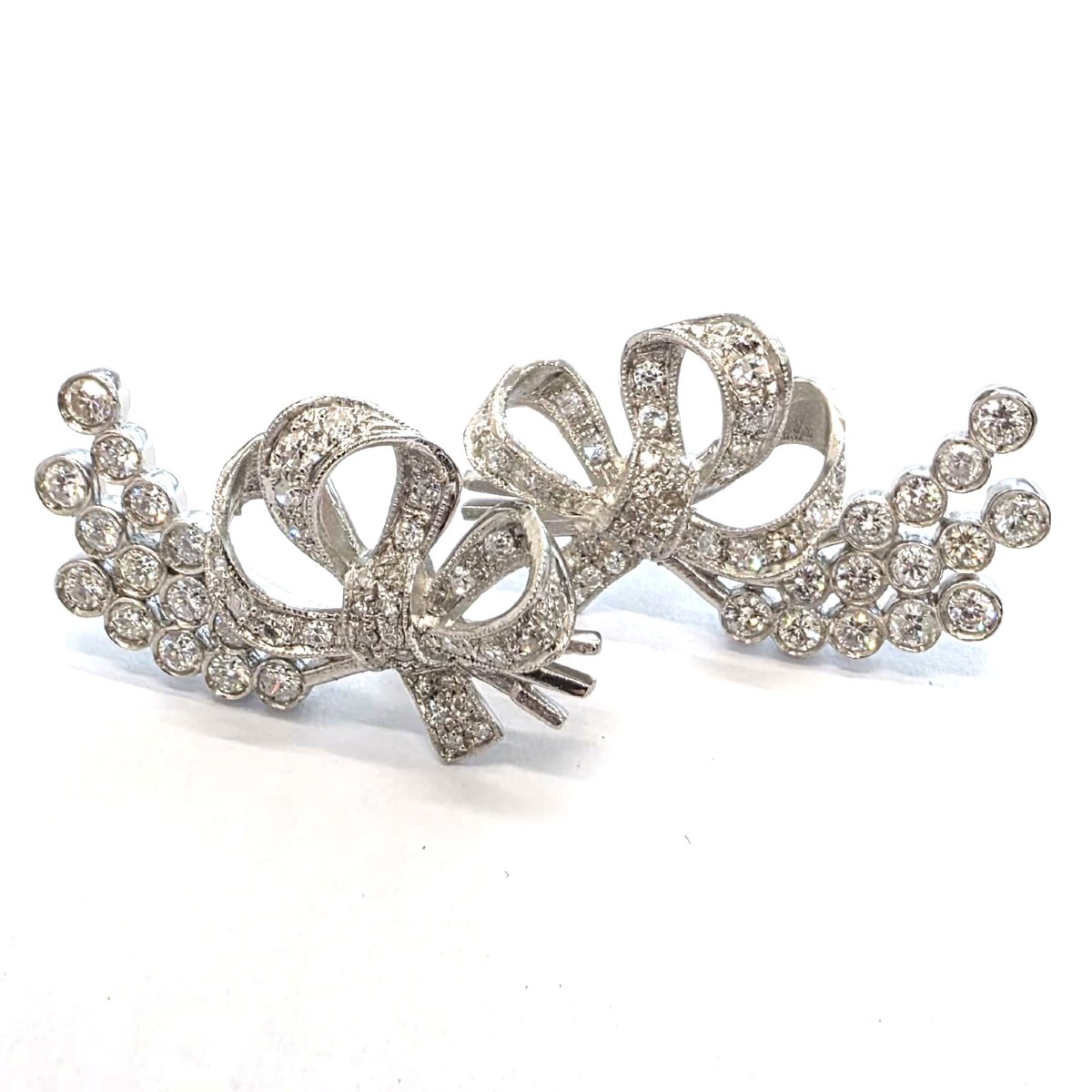 Orecchini in platino con diamanti-photo-2