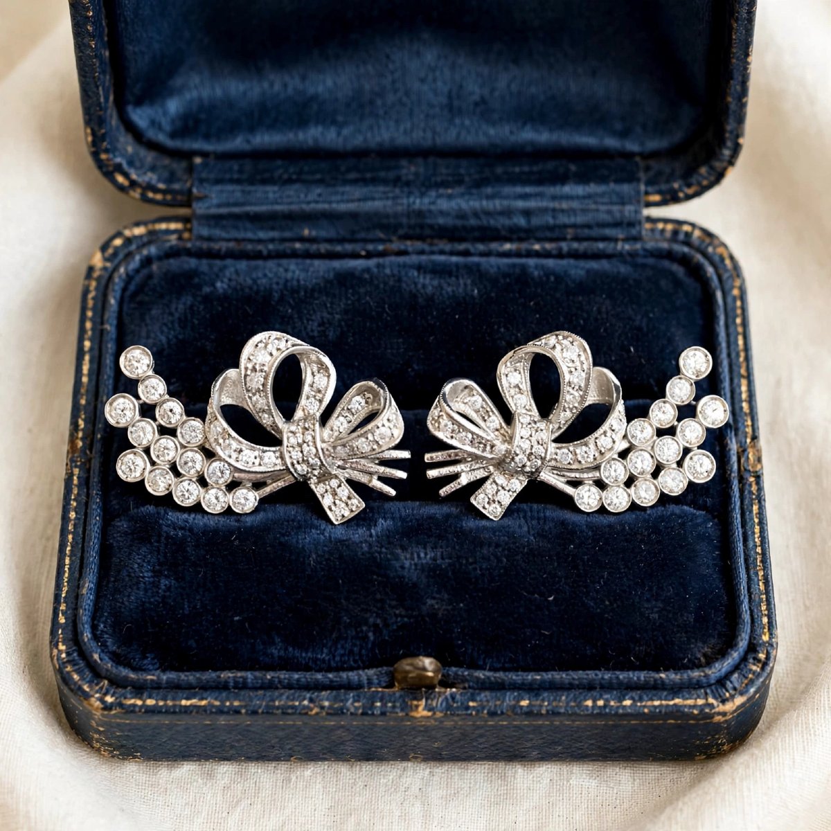 Orecchini in platino con diamanti