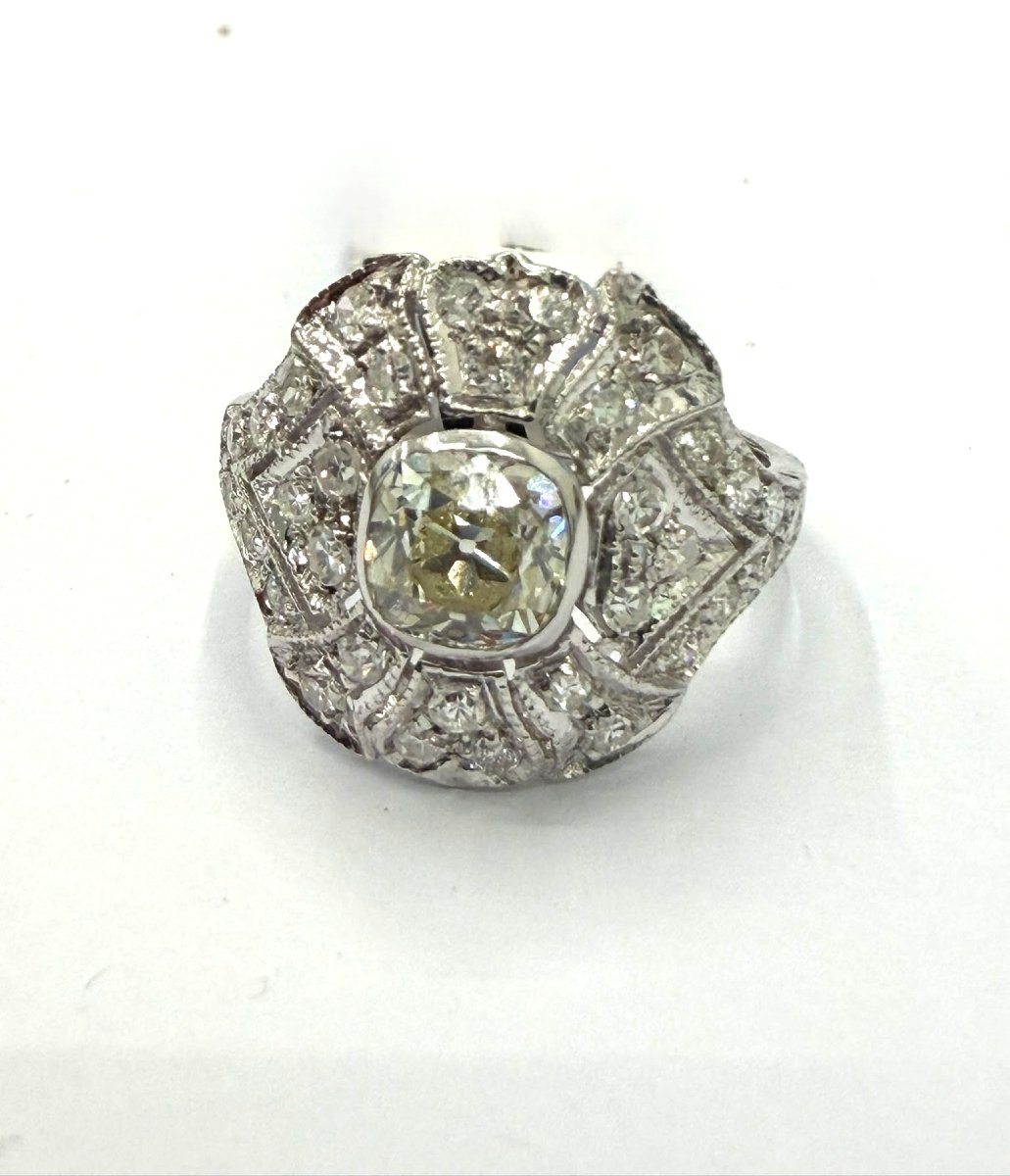 Anello vintage in oro bianco 18 Kt con diamanti taglio antico Ct 2.50-photo-1