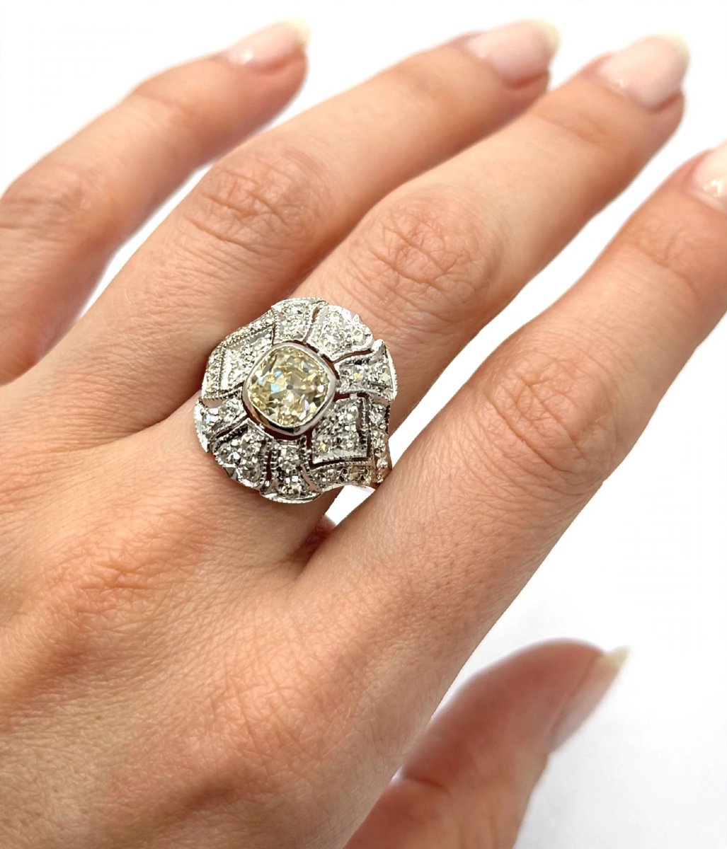Anello vintage in oro bianco 18 Kt con diamanti taglio antico Ct 2.50-photo-3