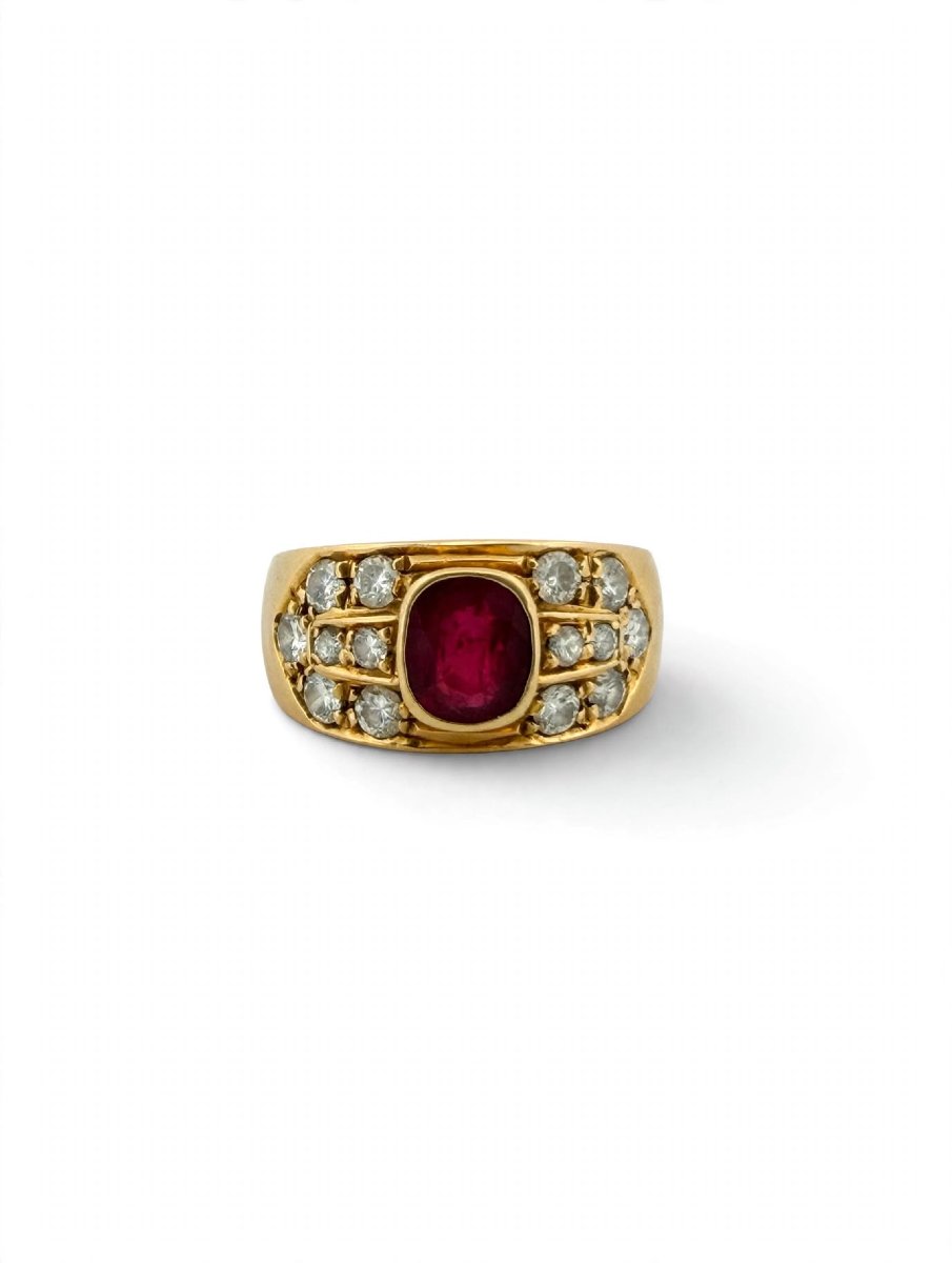 Anello a fascia in Oro giallo 18Kt con Rubino e Diamanti-photo-3
