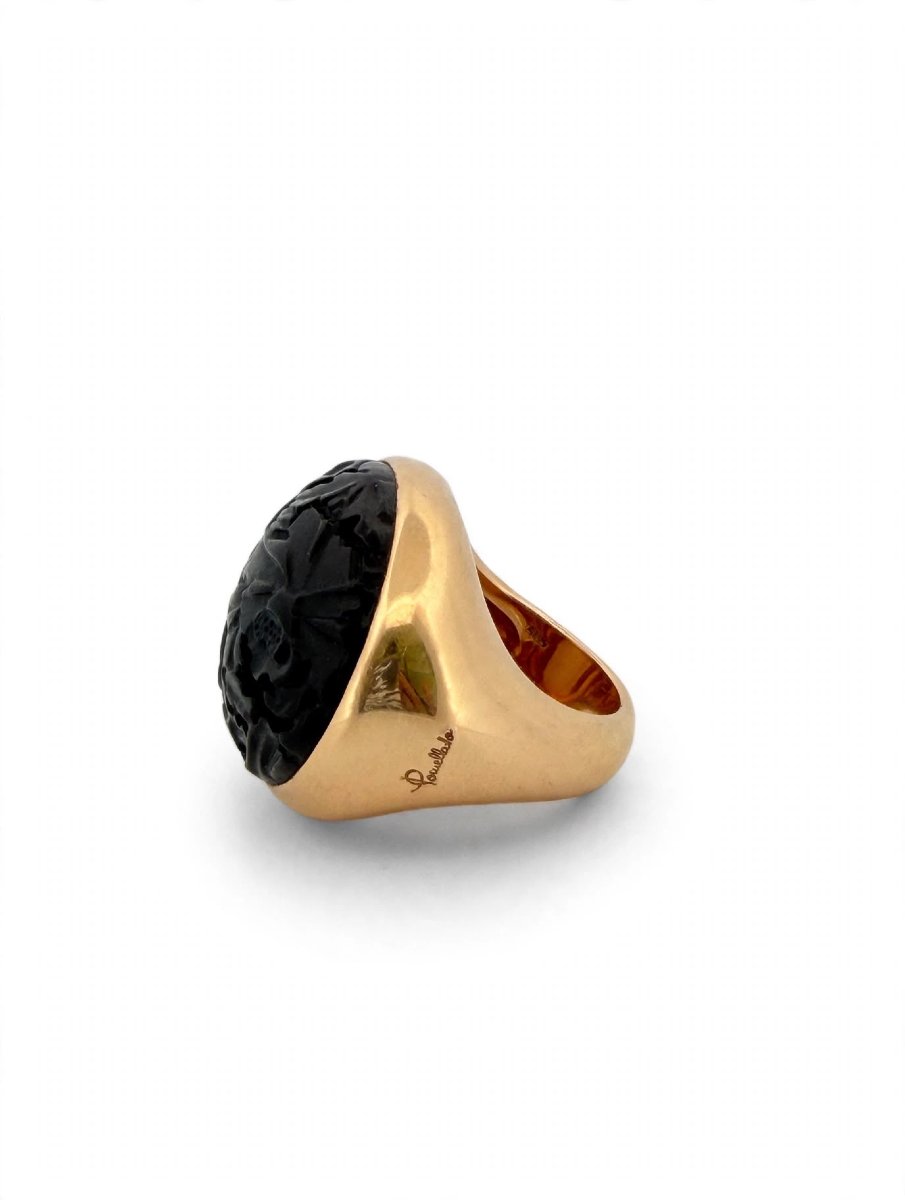 Anello in Oro 18Kt Pomellato modello Victoria Jet intagliato a mano e Diamante laterale-photo-4