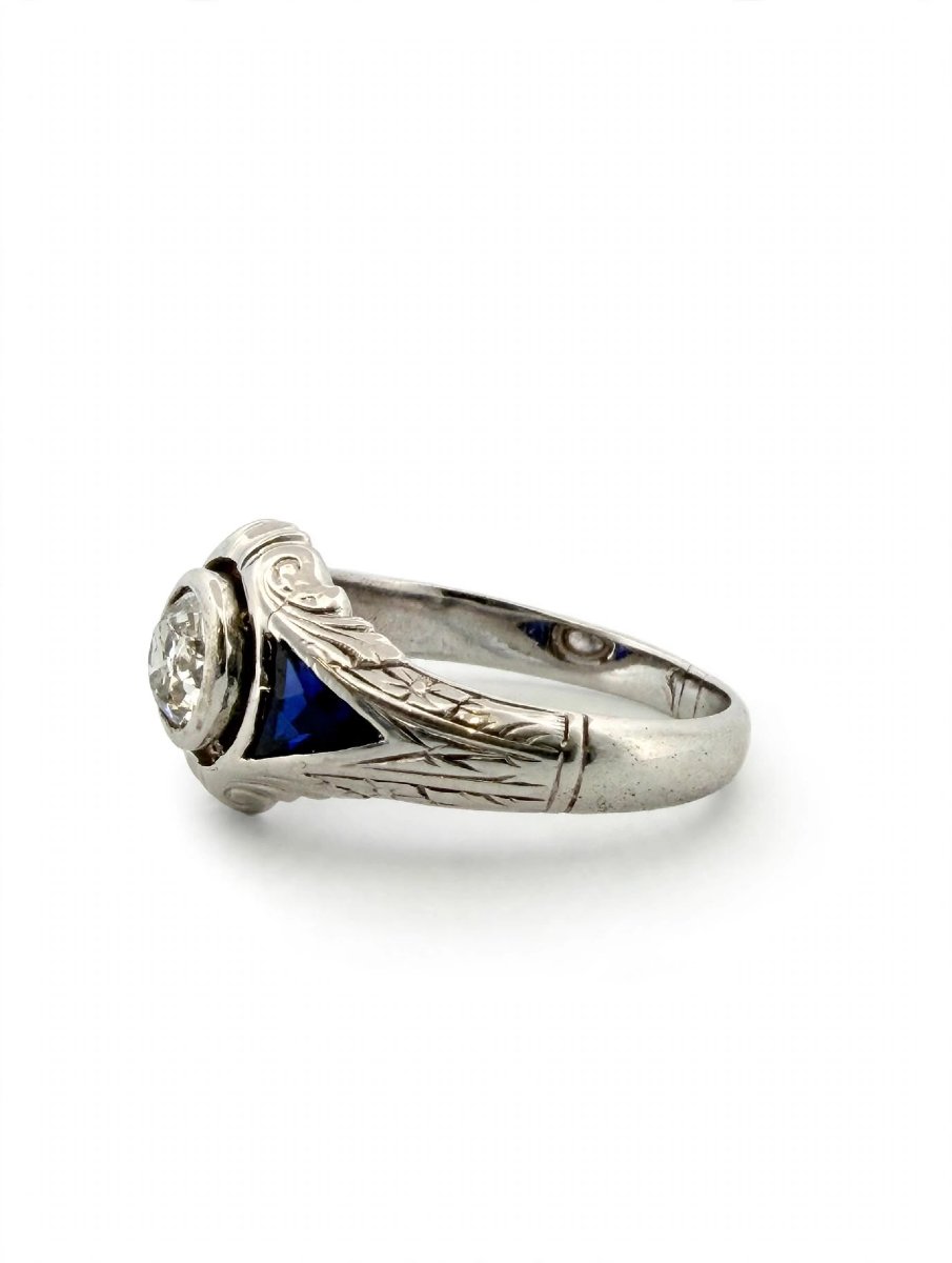 Anello Art Decò in Oro bianco 18Kt con Diamante Old European Cut e Zaffiri-photo-1
