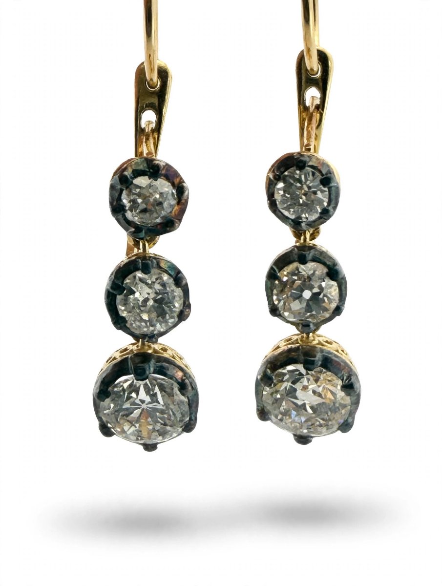 Orecchini Pendenti Antichi a 3 Diamanti in Oro 18Kt-photo-4