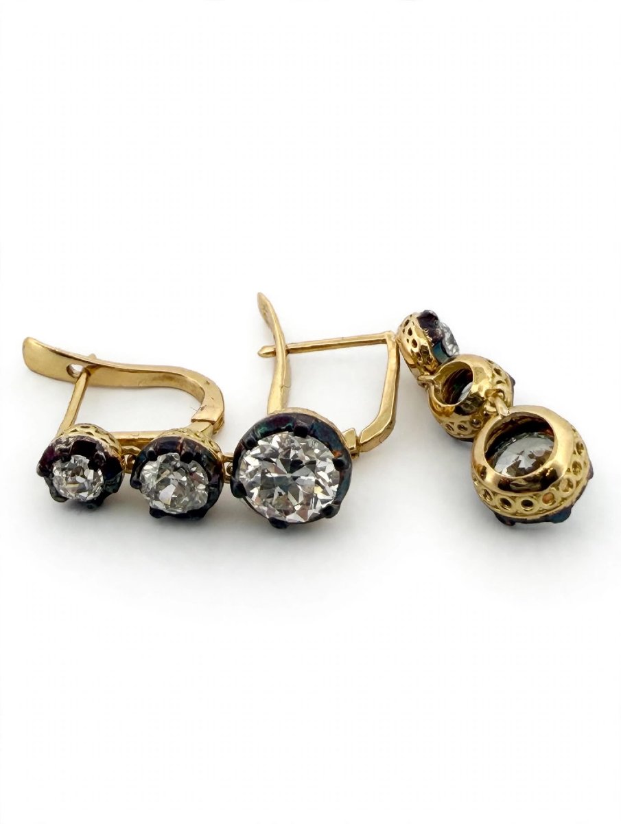 Orecchini Pendenti Antichi a 3 Diamanti in Oro 18Kt-photo-4
